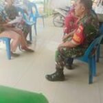 Babinsa dan Kasi Trantib Kelurahan Titipapan Gelar Komsos Bahas Kenakalan Remaja di Bulan Ramadhan