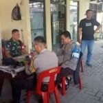 Sinergi Babinsa Koramil 0201-04/MK Bersama Bhabinkamtibmas Amankan Rapat Pleno Penghitungan Suara Pemilu Tingkat Kecamatan