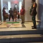 Babinsa Koramil 0201-05/MB Monitoring Dan Amankan Kegiatan Ibadah Misa Sabtu Suci Gereja GBKP Runggun Pasar II