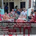 Babinsa Serka Samsuri Komsos Dengan Tokoh Masyarakat Di Wilayah Binaan