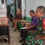 Babinsa Koramil 0201-01/MP Monitoring Pasar Murah di Kelurahan Sei Putih Timur II