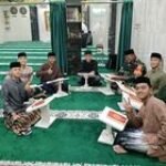 Babinsa Kelurahan Sunggal Pelda I Simatupang Komsos Pengurus Tahfiz Shah Amin