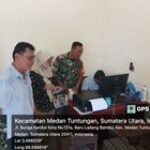 Babinsa Koramil 0201-07/MT Monitor Persiapan Kegiatan Pasar Murah