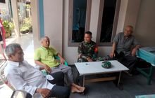 Melalui Komsos, Babinsa Koramil 0201-05/MB Perkuat Sinergi TNI - Rakyat