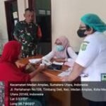 Babinsa Koramil 0201-08/MA Serda Khairuddin Dampingi Kegiatan Pemeriksaan Kesehatan Warga