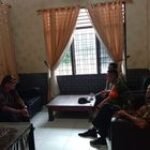 Babinsa Koramil 0201-10/MM Sertu Harsoyo Laksanakan Komsos dengan Kepling Warga