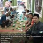 Wujudkan Kedekatan Dengan Masyarakat, Babinsa Koramil 0201-08/MA Hadiri Bukber & Sholat Berjamaah