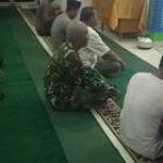 Babinsa Koramil 0201-09/MB Sholat Subuh Berjama'ah Bersama Warga Di Belawan Satu
