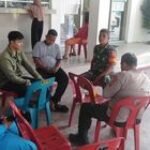 Babinsa Koramil 0201-09/MB & Bhabinkamtinmas Laksanakan Komsos Bersama Tokoh Pemuda Wilayah Binaan