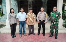 Pesan Kamtibmas Babinsa Koramil 0201-05/MB Bersama Bhabinkamtibmas Ketika Komsos