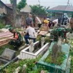 Bersama Muspicam Medan Polonia, Koramil 0201-05/MB Karya Bakti Bersihkan Makam Muslim Sambut Ramadhan