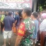 Babinsa Koramil 0201-16/TM Membantu Pihak Kepolisian Evakuasi Korban Kecelakaan Lalulintas