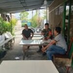 Babinsa Kelurahan Lalang Sertu Suardi Komsos Bersama Warga Binaan