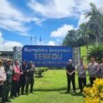 Satgas Pamtas RI-Malaysia Yonarmed 16/TK Terima Kunker Wakapolda Kalimantan Barat