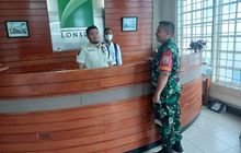 Mempererat Hubungan Tali Silaturahmi Babinsa Komsos Dengan Security Di Wilayah Binaan