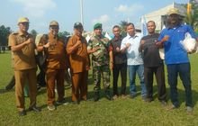 Babinsa Koramil 0201-06/MS Bersama Warga Binaan Sukseskan & Meriahkan Bazar Murah TNI