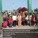 Peduli Dengan Masyarakat, Babinsa Koramil 0201-07/MT Ajak Warga Binaan Hadiri Bazar Murah TNI