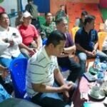 Babinsa Koramil 0201-16/TM Monitoring Camat Tanjung Morawa bersama dengan Warga "Nonton Bareng" Piala AFC U-23