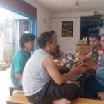 Babinsa Koramil 0201-07/MT Rutin Pantau Wilayah Binaan