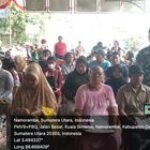 Babinsa Koramil 0201/Medan Dampingi Pembagian BLT-DD Di Desa Binaannya