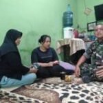 Komsos Di Rumah Warga, Babinsa Koramil 0201-07/MT Ajak Warga Hidup Rukun