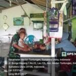 Babinsa Komsos Bersama Warga di Wilayah Binaan
