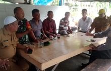 Jalin Keakraban dengan Warga, Babinsa Bersama Babinkamtibmas Komsos