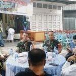 Jalin Silaturahmi Babinsa Serda Rajoki Siregar Dengan Tookoh Pemuda Jalan Nibung