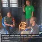 Berkunjung Ke Rumah Warga, Babinsa Koramil 0201-08/MA Sosialisasikan Kebersihan Lingkungan