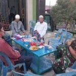 Babinsa Mabar Jalin Komunikasi Sosial dengan Tokoh Agama dan Warga Mushola Al Ikhwan