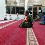 Safari Subuh Berjamaah Dapat Pererat Hubungan & Silaturahmi Antar Babinsa & Warga Bersama Para Jamaah Masjid Al Jihad