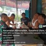 Babinsa Pelda Agus Nadhirin Komsos Bersama Warga Budi Sembiring
