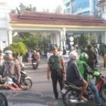 Babinsa Koramil 0201-05/MB Monitoring Aksi Unras Mahasiswa USU