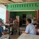 Babinsa Sertu JM Sijabat Komsos Bersama Warga Tunjang Kegiatan Warga Jalan Bunga Kemuning