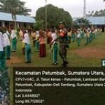 Babinsa Patumbak Satu Serka Wilopo Baru Bersama Murid SD