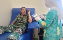 Babinsa Koramil Tanjung Morawa Donorkan Darah untuk Bantu Warga yang Membutuhkan