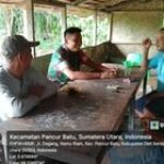 Babinsa Koramil 0201-14/PB Kopka Lalu Edy Kurniadi Jalin Kedekatan dengan Warga Desa Salam Tani Melalui Komsos