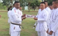 Para Petarung Yonif 755 Kostrad Ikuti Uji Kenaikan Tingkat Karate