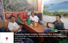 Babinsa Timbang Deli Gelar Bincang Santai dengan Warga untuk Tingkatkan Keakraban
