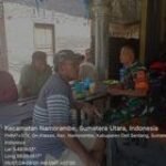 Babinsa Koramil 14/PB Tingkatkan Kedekatan dengan Warga melalui Komsos di Warung Kopi