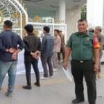 Jaga Kamtibmas, Babinsa Koramil 0201-05/MB Sertu Nur Wahyudi Ikut Bantu Amankan Aksi Unras