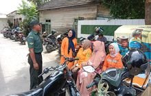 Komsos Babinsa dan P3SU Dorong Kebersihan Lingkungan di Sei Kera Hulu