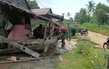 Satgas TMMD ke-121 Kodim 0204/DS Mulai Kerjakan Rehab RTLH Milik Mintar Tarigan