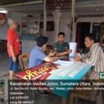 Babinsa Kelurahan Kedai Durian Jalin Silaturahmi dengan Warga di Warung Kopi