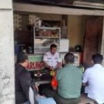 Babinsa Teladan Barat Koramil 0201-04/MK Komsos Warkop Bersama Lurah, Kepling Dan Warga Binaan