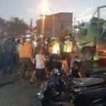 Babinsa Koramil 0201-16/TM Membatu Evakuasi Kejadian Laka Lantas di Jalan Lintas Tanjung Morawa