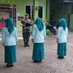 Babinsa Koramil 0201-10/MM Berikan Pelatihan Disiplin dan Pembinaan Karakter kepada Siswi PKL di Medan Marelan