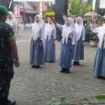 Babinsa Koramil 0201-10/MM Berikan Pelatihan Kedisiplinan dan Pembinaan Kepada Siswi PKL