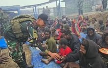 Masyarakat Yigi Bersama Satgas Yonif 432 Kostrad Rayakan Kemerdekaan Ke-79 RI