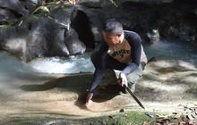 Satgas TMMD 121 Kodim 0204/DS Lakukan Pengujian Kualitas Air Pompa Hidram